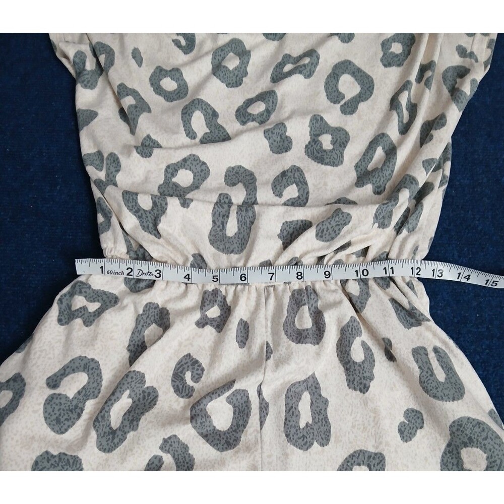 REB. in J. 220 Off White Romper with black  giraffe prints elastic waistband S - Picture 10 of 11